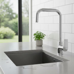 Sink Cock Table Mounted With Long Swinging