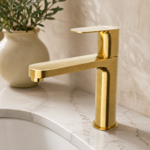 Long Neck Pillar Cock